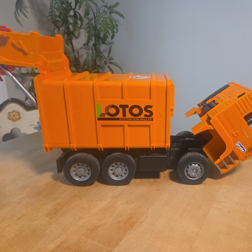 BRUDER MAN TGA Rear Loading Orange Garbage Truck Big 1:16 Scale Made in Germany. - Picture 2 of 5