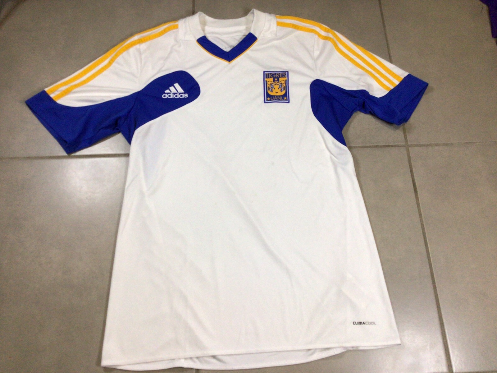 tigres white jersey