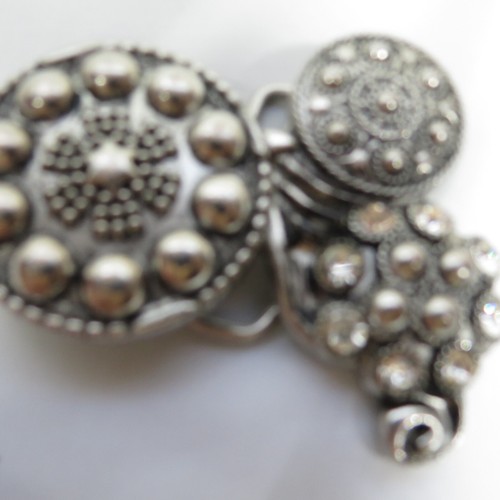 Beautiful figural belt buckle Rhinestone pestle accented - Bild 3 von 3