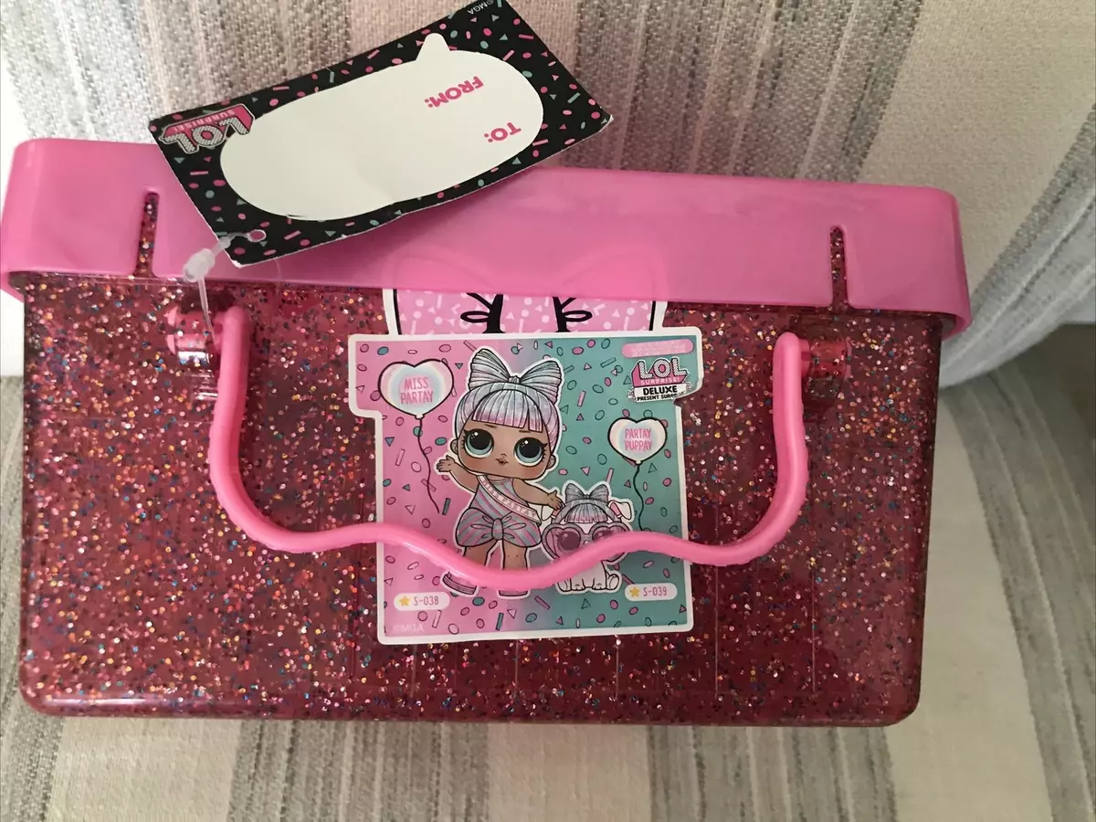 Carrying case on sale for lol dolls