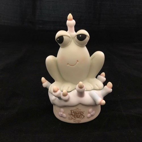 NIB Vintage Precious Moments Hoppy Birthday Figurine with Box Members Only - Picture 10 of 10