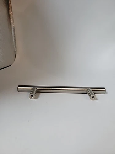 Lot Of Seven Naples 96 mm Center-to-Center Bar Pull, Satin Nickel  - Picture 3 of 5
