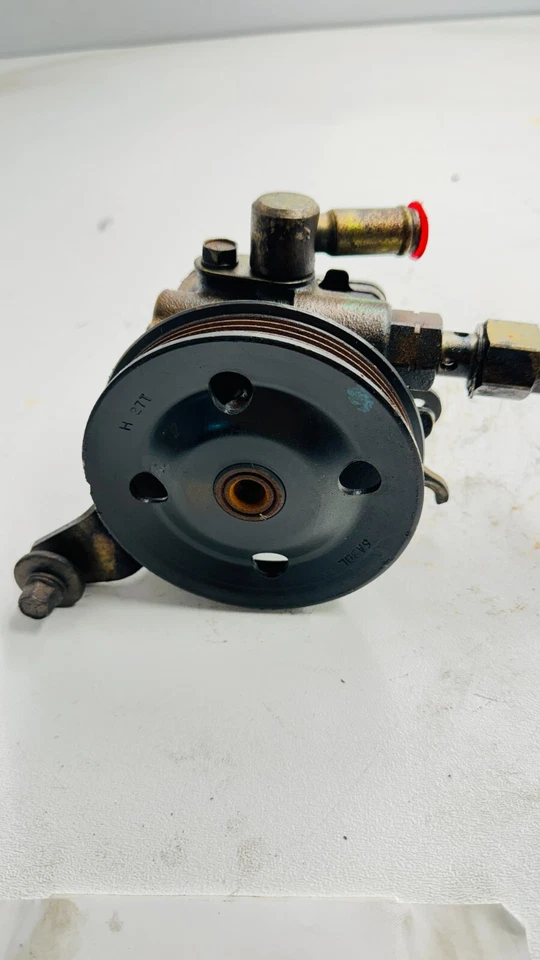 2000-Toyota Camry Power Steering Pump Assembly OEM - Image 2 of 4
