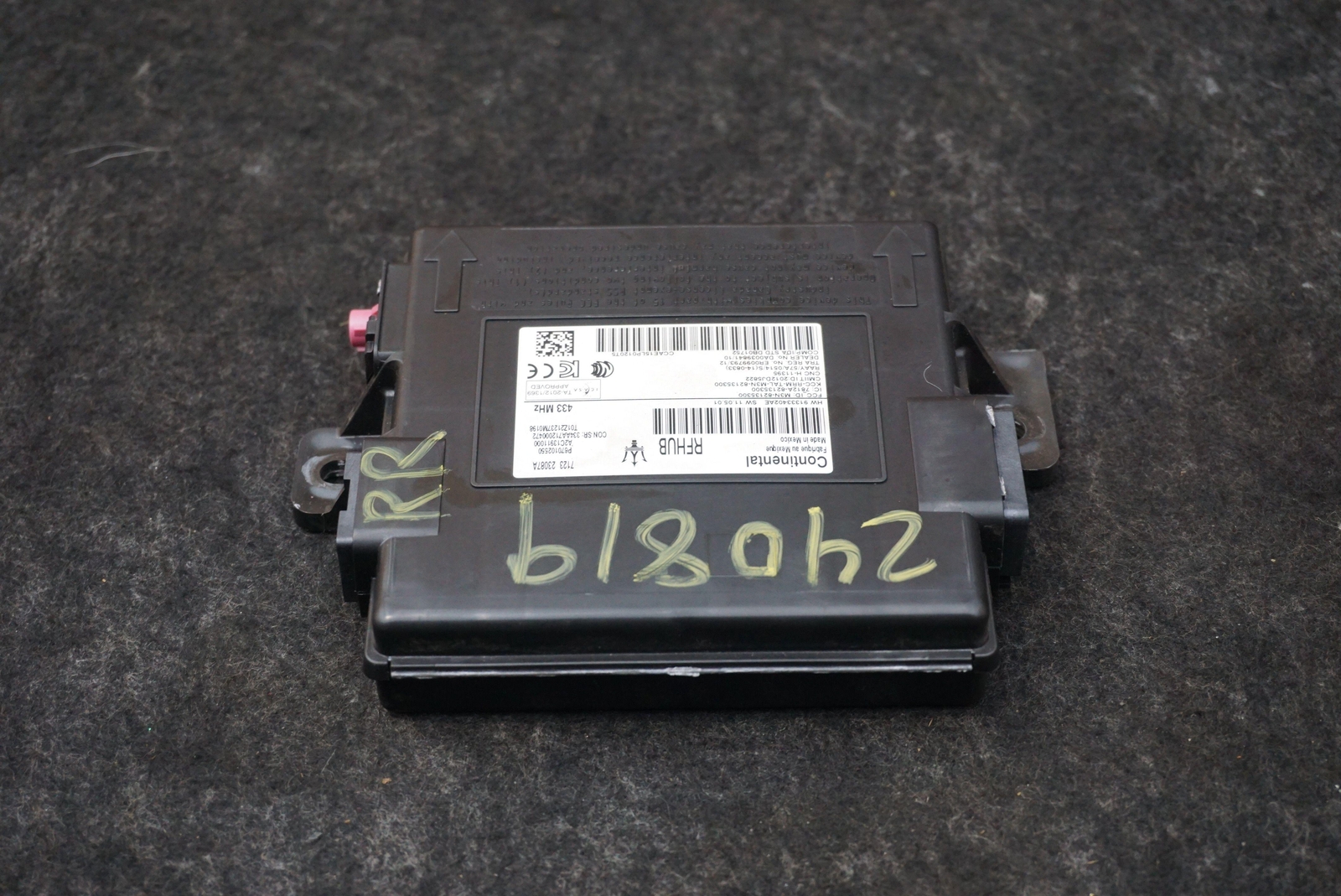 Passive Entry Antenna Control Module 670102550 Maserati Quattroporte S M156 17+