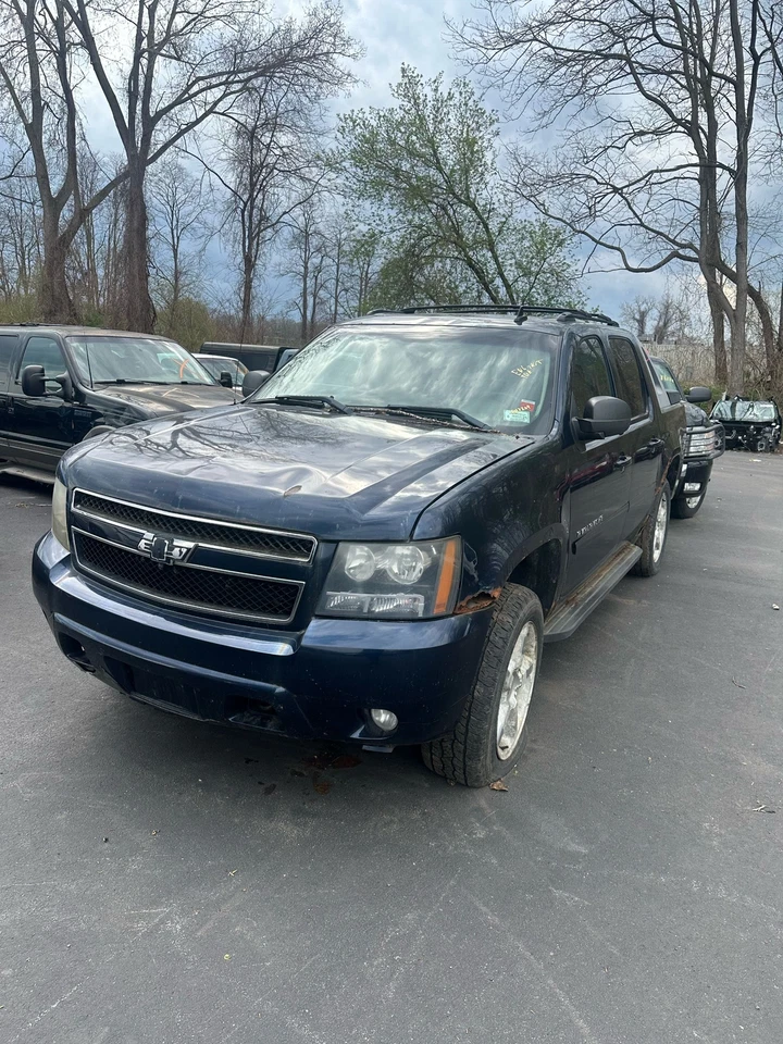 Used Automatic Transmission Assembly fits: 2010 Chevrolet Avalanche 1500 AT 5.3L - Image 4 of 4