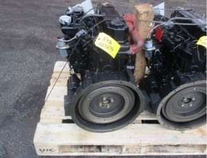 Двигатель mitsubishi s4q2