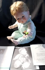 VINTAGE ANDREW PORCELAIN BABY DOLL #O516 NEW IN BOX WITH WORKING LIGHTENING BUG