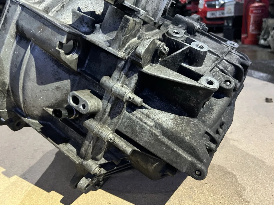 VAUXHALL ASTRA J SRI MK6 2009-2012 1.7 DTI A17DTJ 6 SPEED MANUAL GEARBOX #28 - Image 4 of 4