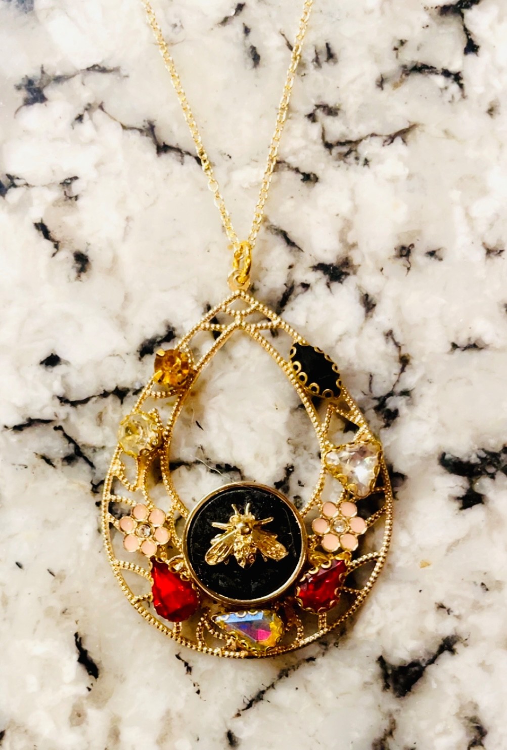 Adorable Repurposed Gucci Bee button Crystals fig… - image 1