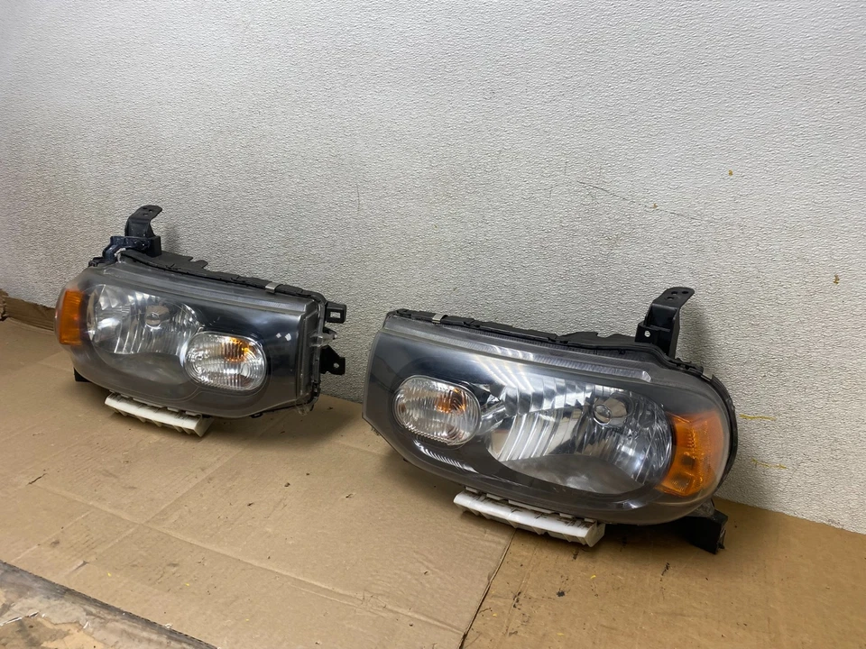 Faros halógenos laterales izquierdo+derecho Nissan Cube 2009-2011 U6652 DW Foto 2 de 4