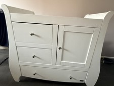 tutti bambini baby changing unit with drawers and shelf’s 