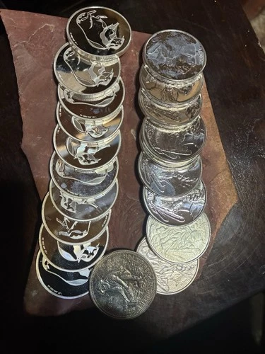 1oz Silver Rounds Mix D.M. Smalling, Silver Buffalo, 1 Vintage Engelhard. 20oz