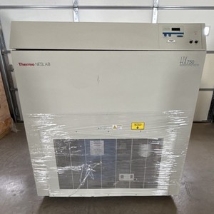 Thermo NESLAB HX750 Recirculating Water Chiller 460V R134A Refrigerated