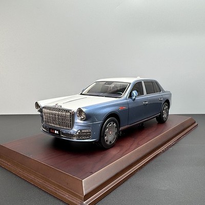 FAW Hongqi Original Car Model Golden Sunflower Hongqi 1:18 Protocol Car Model