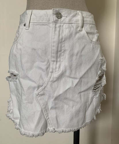 Preowned Forever 21 Denim White Jean Skirt Women’s Size Medium M stained used