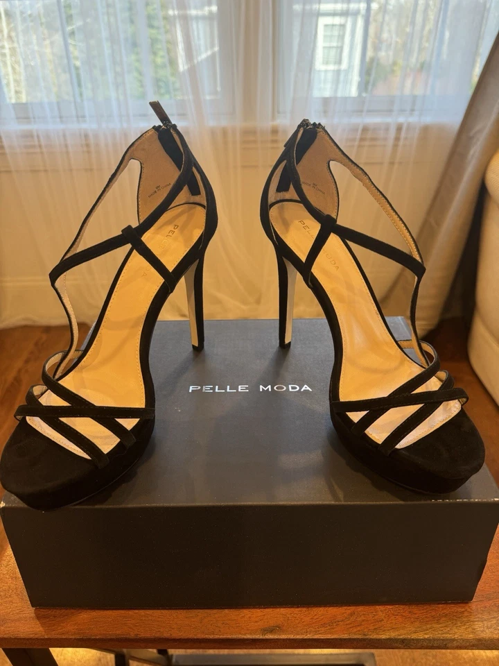Pelle Moda Suede Platform High Heels Shoes - Image 2 of 4