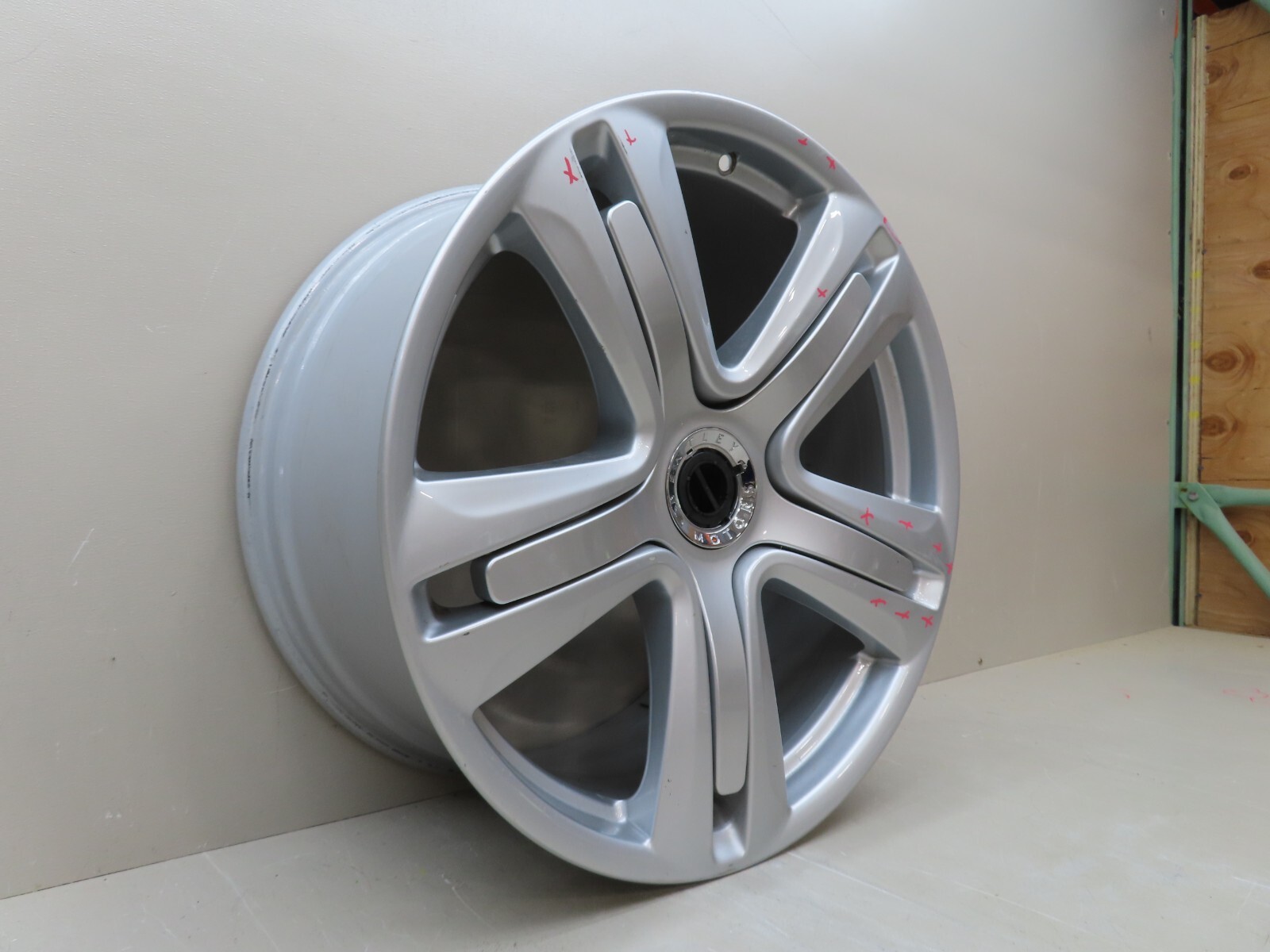 2012-2014 BENTLEY CONTINENTAL GT GTC WHEEL RIM 20X9.5 ET41 20" OEM 3W0601025DB