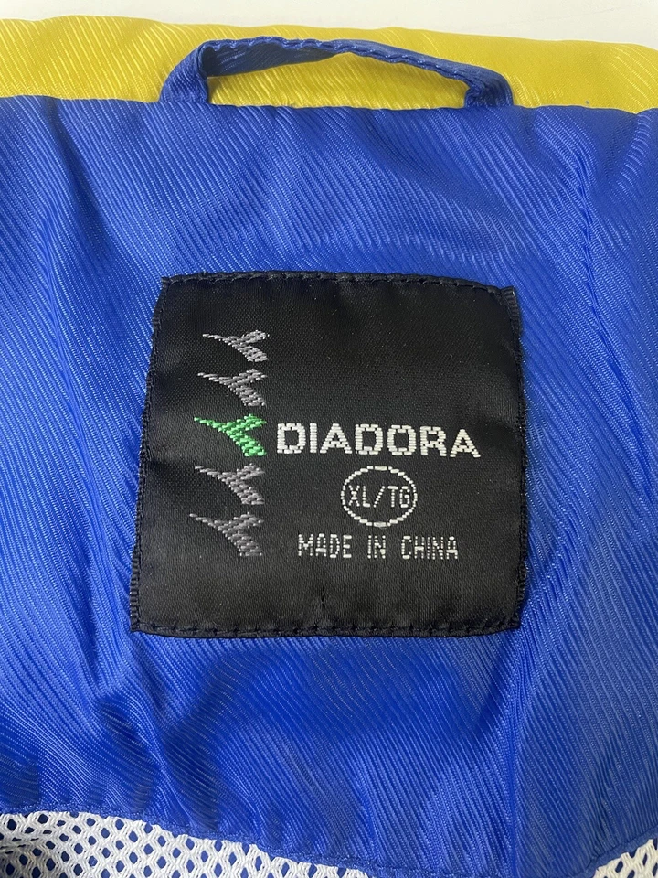 Chaqueta cortavientos vintage Calgary Royals Diadora ligera talla XL Foto 3 de 4