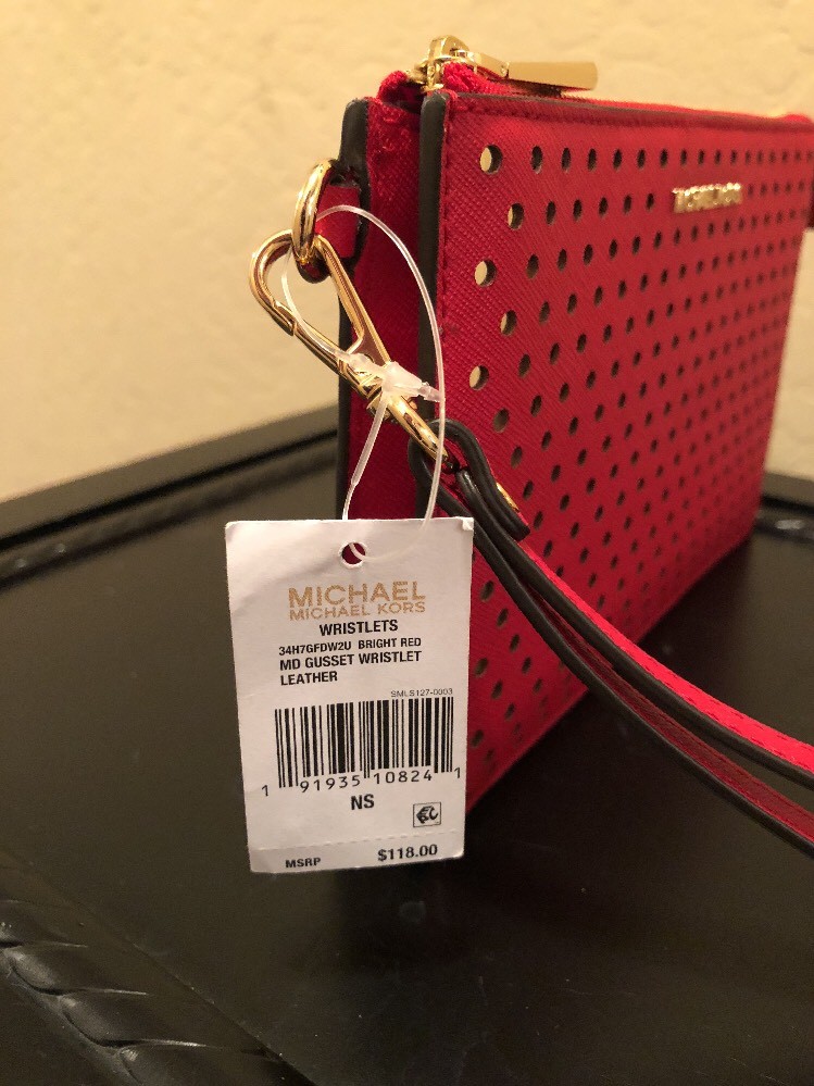 sale!Michael Kors(マイケルコース)-md gusset wristlet leather NWT Michael Kors MD Gusset Perforated Clutch Wristlet