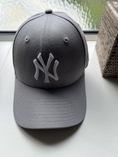 NEW ERA NY YANKEES CAP in GREY 9FORTY ONE SIZE Unisex