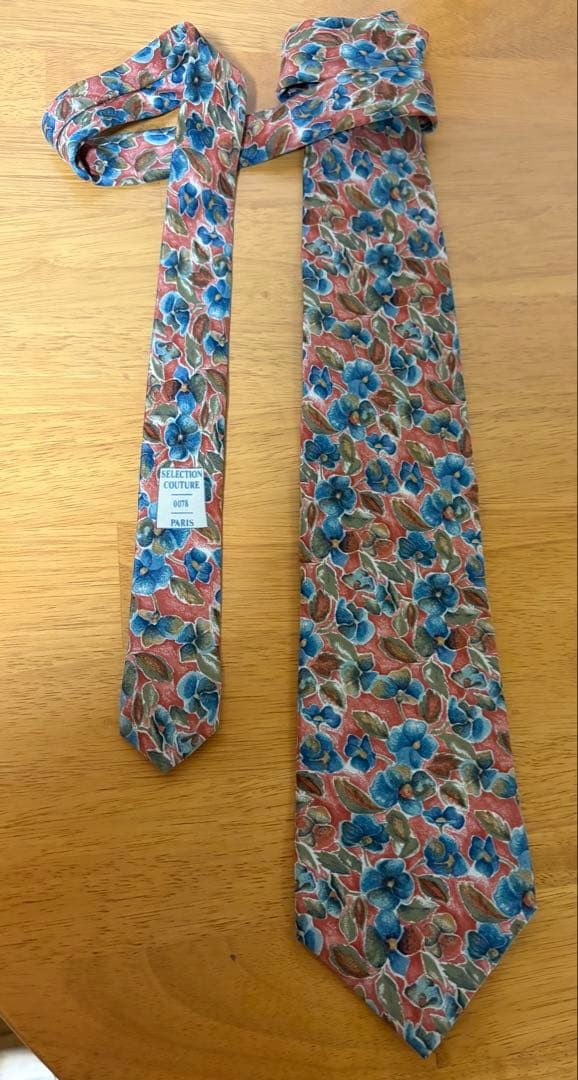 Givenchy Silk Flower Pattern Tie Selection Coutur… - image 1