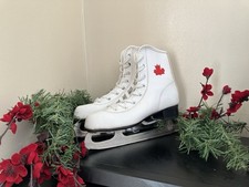 Girl's Figure Skates Size 2