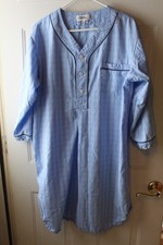 VERMONT COUNTRY STORE MENS S/M LIGHT BLUE PLAID LIGHTWEIGHT COTTON NIGHTSHIRT