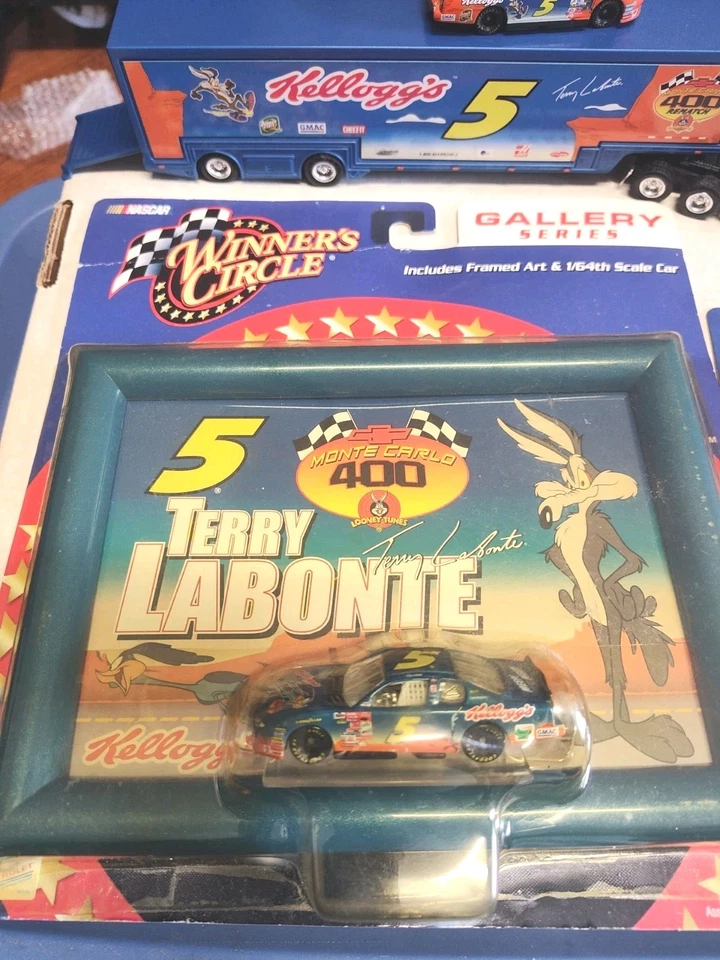 3xTerry Labonte NASCAR Kelloggs Diecast Lot Looney Tunes Racing Hood Tractor Tra - Image 4 of 4