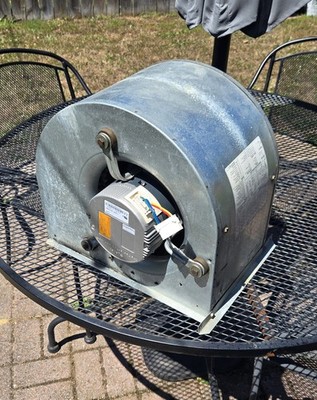 Genteq Blower Motor for Carrier Infinity System HOQVT4, with housing unit.