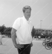 8b20-11888 cool candid Doug McClure at the park for the afternoon 8b20-11888 8b2
