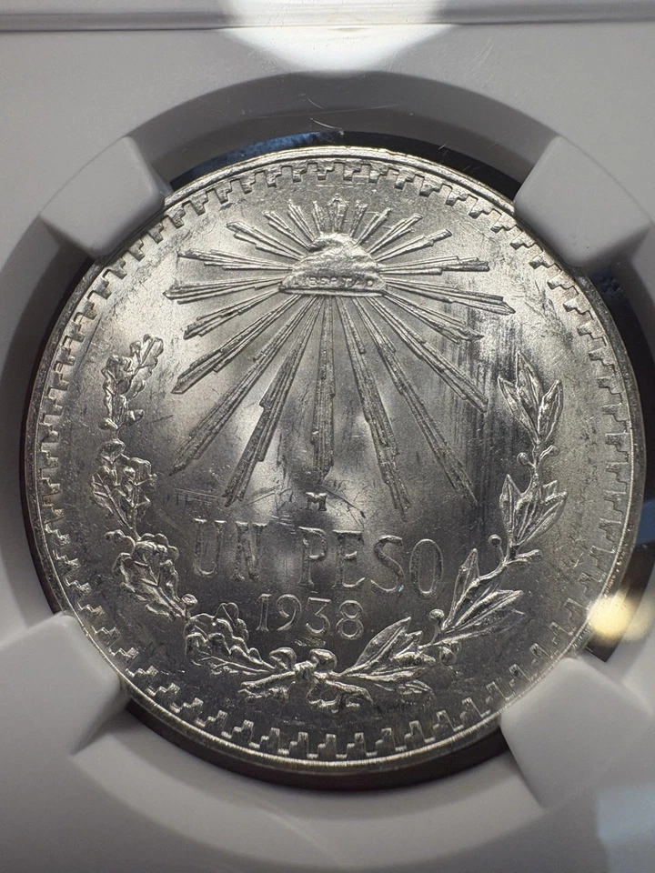 1938M MEXICO SILVER 1 PESO NGC MS 65 💎 Lustrous Gorgeous COIN - Image 3 of 4