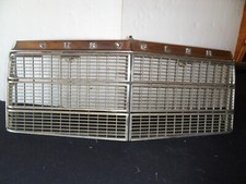 Grille Chrysler Newport Custom 76 Grille Chrysler Newport Custom 76