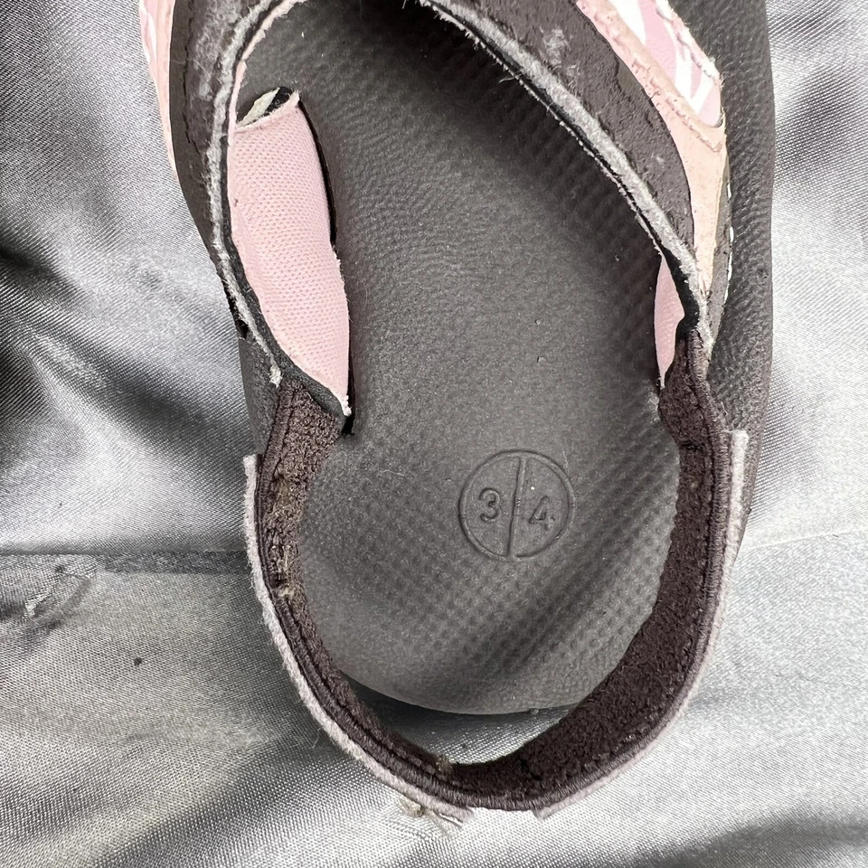Chanclas Reef para niñas pequeñas Lil Slap II talla 3/4 marrón rosa playa Foto 3 de 4