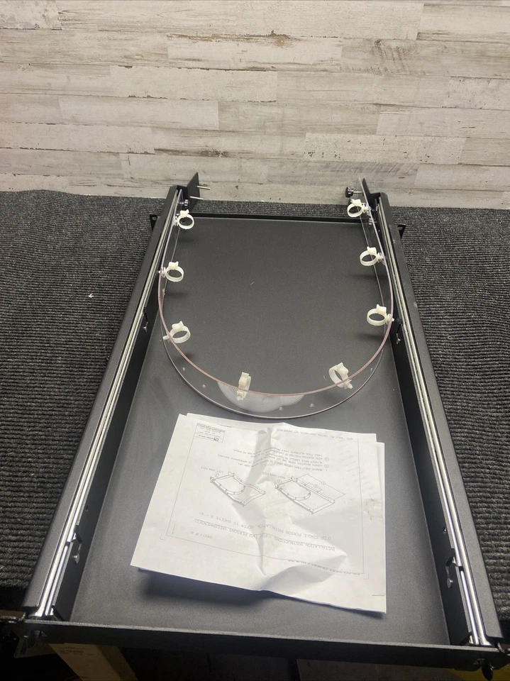 Nuevo de Lote Antiguo Chatsworth 11914-719 | 32" Estante Deslizante Profundo 2U Foto 2 de 4