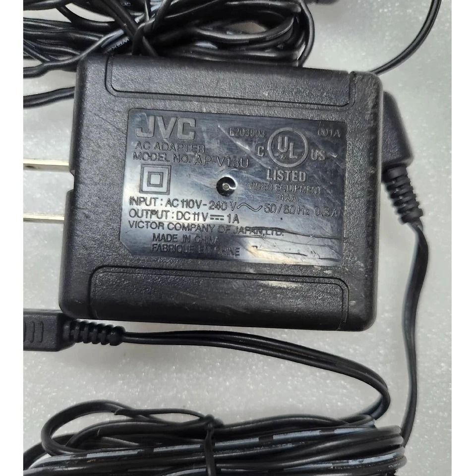 JVC AP-V13U 11V 1A 11W Netzteil-Ladegerät - Bild 2 von 3