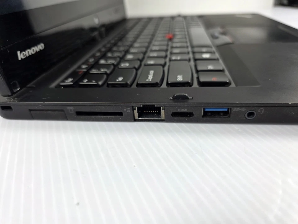 Lenovo ThinkPad Twist S230U Touchscreen 13" i5-3317U 4GB RAM 250GB SSD WIN 10 - Image 4 of 4