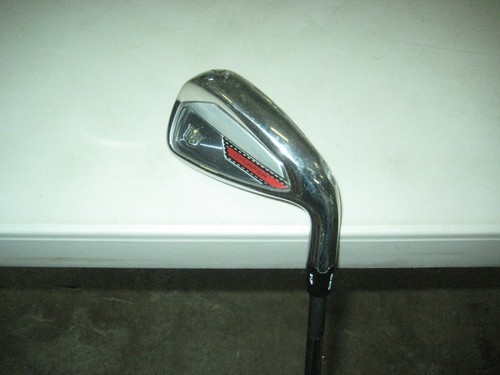 slightly used Wilson Dynapower 7 iron Mens Graphite Regular RH Demo +1/2