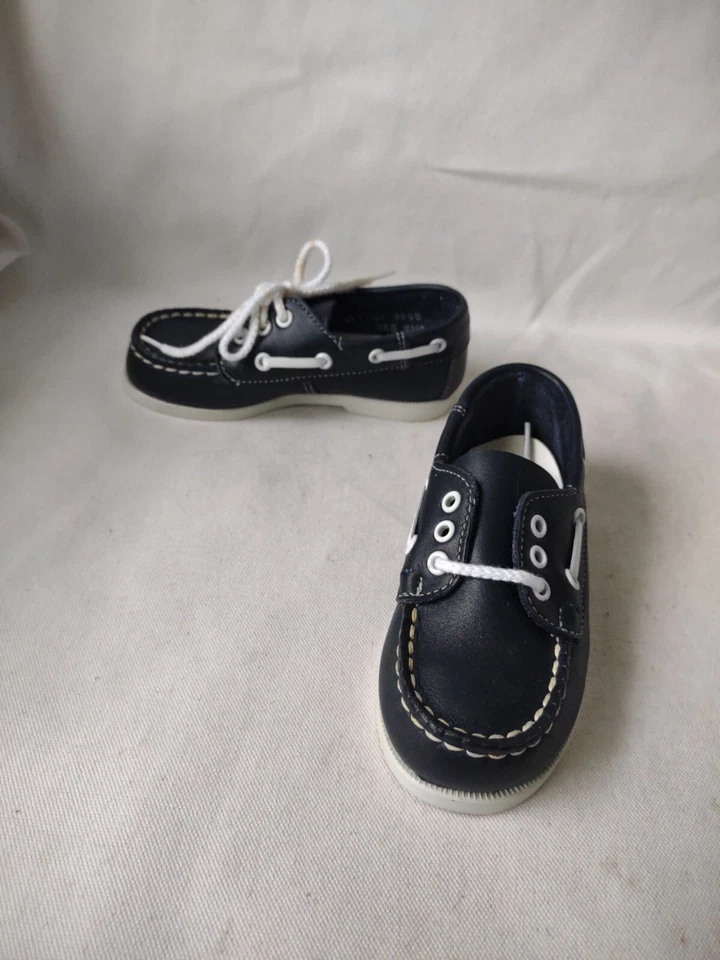 ZAPATOS DE CUBIERTA DE CUERO STRIDE RITE FIRST MATE AZUL MARINO BLANCO 6.5D CON CAJA NOS Foto 4 de 4