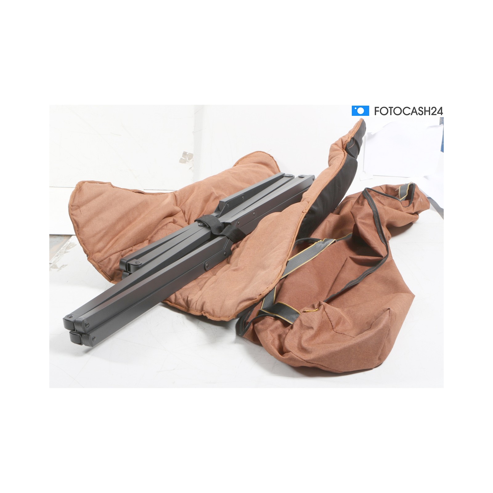 Bo-Camp Molfat Recliner, Brown + Defective (287455)