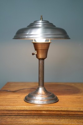 Vintage 1950s Mid Century Modern Atomic Metal Saucer Desk Table Lamp Deco UFO 