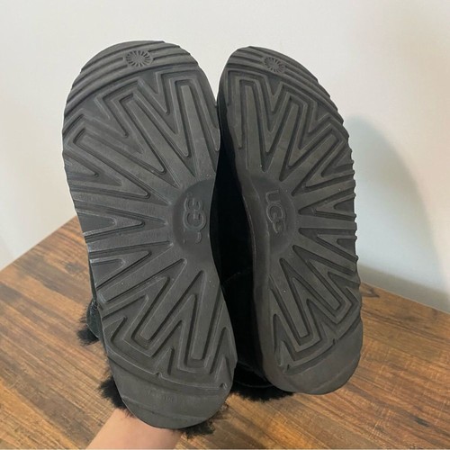Ugg Australia Black Classic Cuff Mini Boot size 8 - Picture 8 of 8
