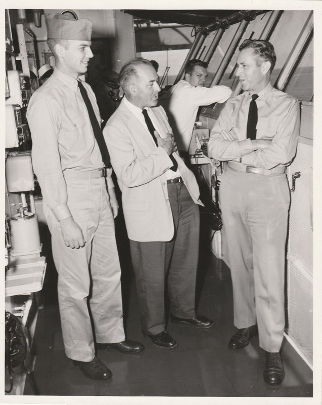 Official U.S. Navy Photograph U.S. Navy Circa 1965 Commander w/Journalist 8X10