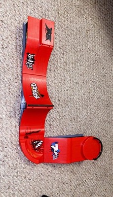 Tech Deck Red Plastic Sport Playset Ramp with Battle Claw, Detour, Wild Logos