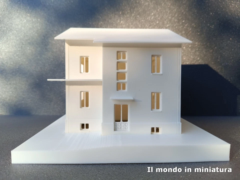 Casa a due piani quattro lati scala 1:87 - Immagine 2 di 4