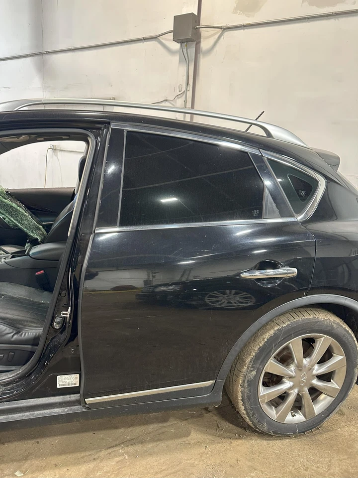 Used Rear Left Door Assembly Rear Side fits: 2012 Infiniti EX35 Rear Left Grade Foto 4 de 4