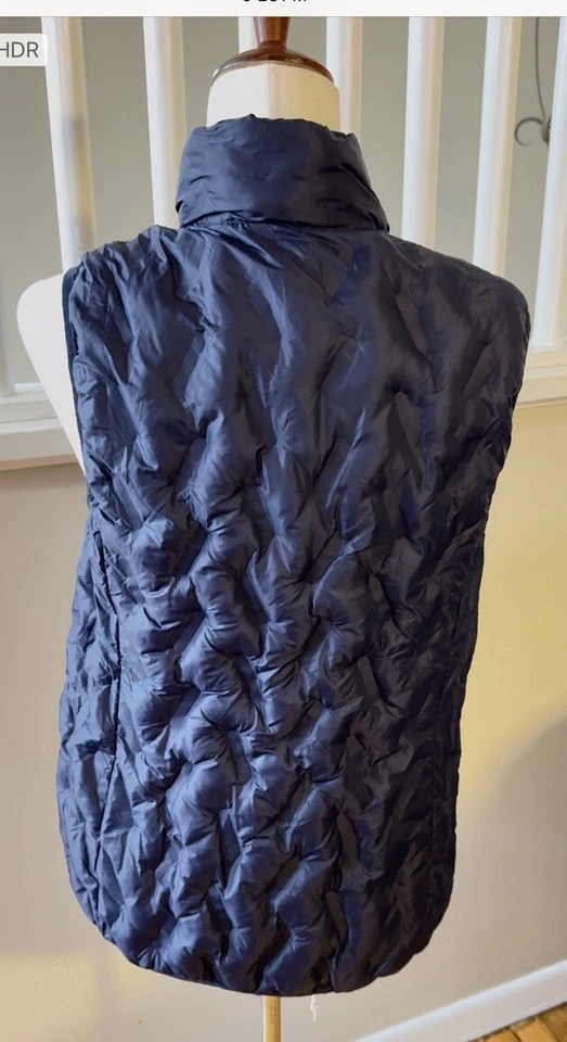 Tangerine Women’s Quilted Vest Full Zip Sz M - Image 2 of 3