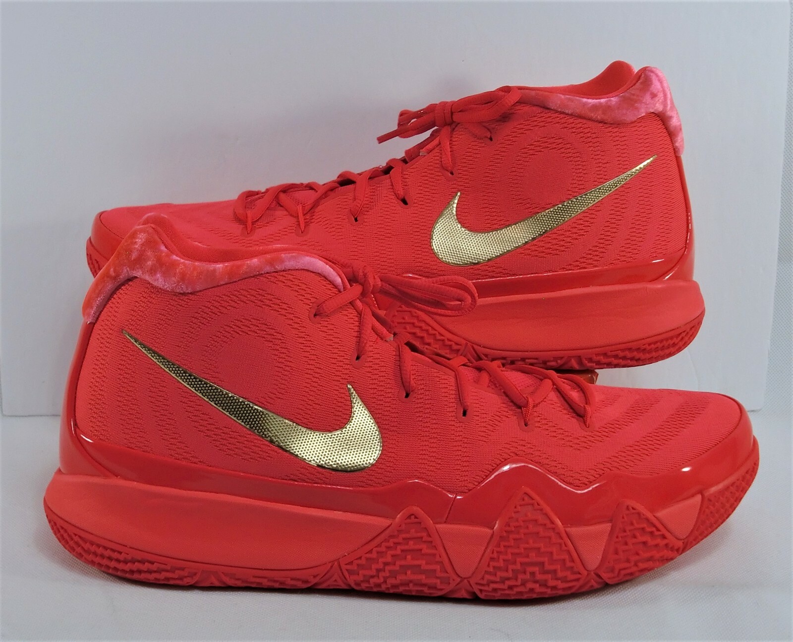 kyrie 4 red