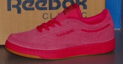 GIRLS REEBOK CLUB C 85 TG in colors PINK CRAZE / CHERRY / GUM SIZE 7