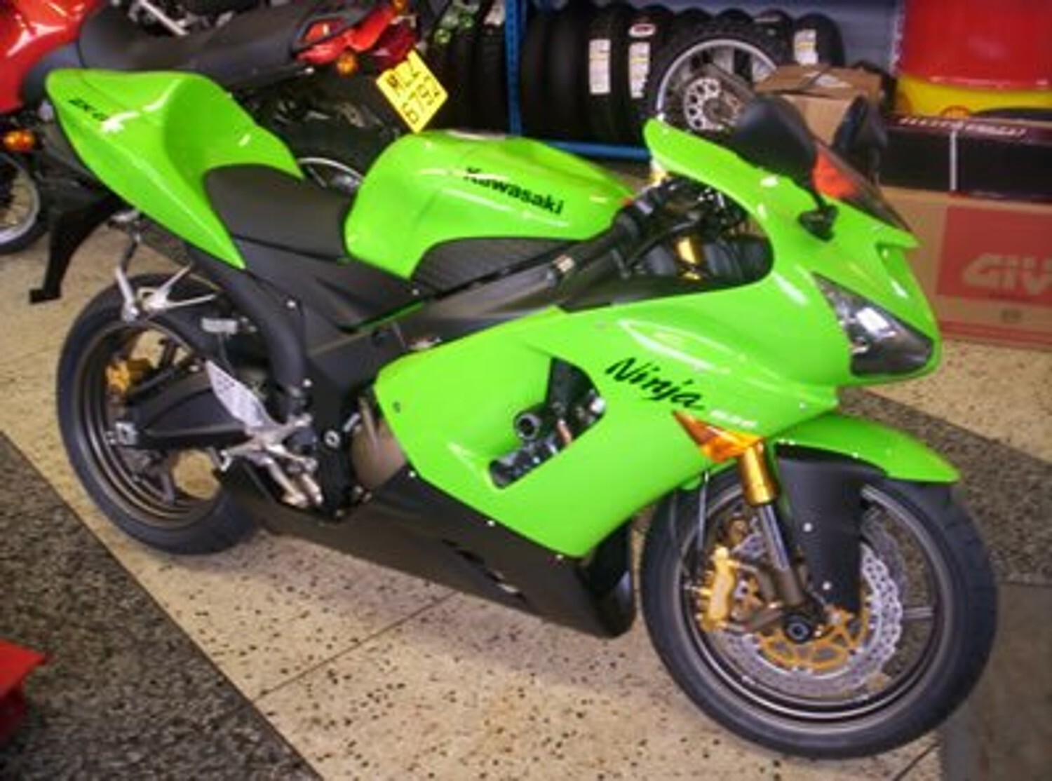Foto 3 di 6