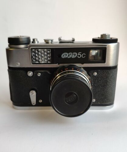 FED-5c 35mm rangefinder camera in slightly used condition Rare number 019198 - Picture 1 of 12